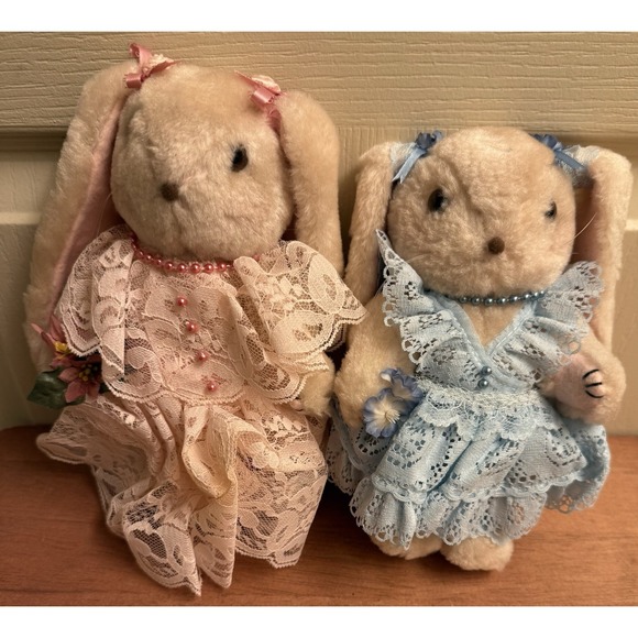 Set Of 2 Vintage Beautiful‎ Handmade Lop Ear Country Rabbit With Outfits. - Picture 1 of 10